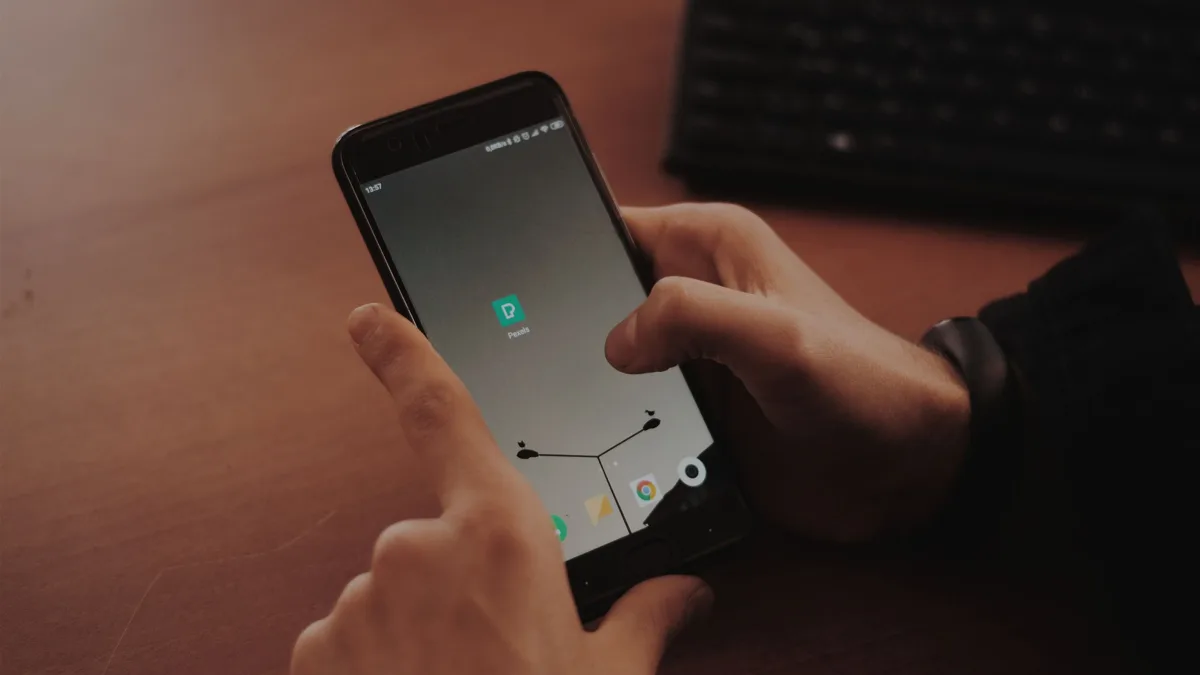 É majuscule au clavier Android : la méthode pas à pas